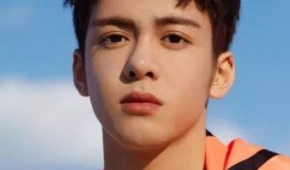 圈内人爆料曾舜晞最新关系,神秘女友身份引热议